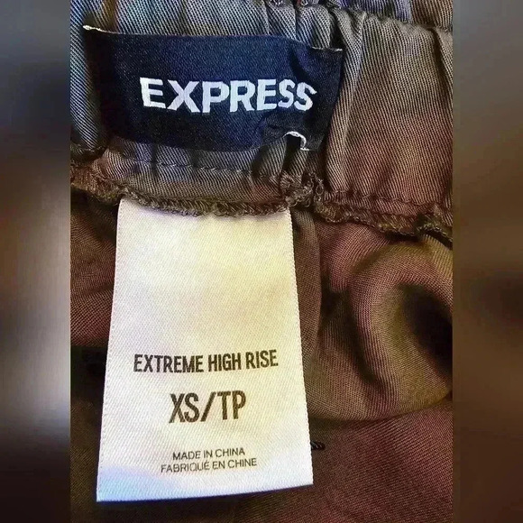 Express high waisted cargo twill utility jogger - Picture 9 of 13